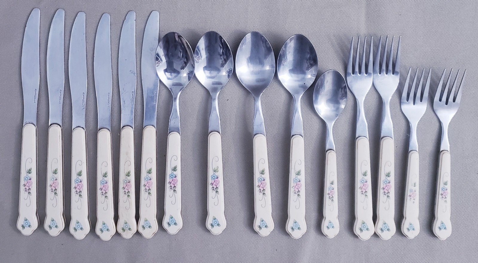 Vtg 15 Piece Pfaltzgraff Tea Rose Flower Flatware, Stainless Steel
