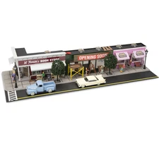 Main Street USA Block #1 Building! O SCALE O GAUGE Detailed with Lights, Trains!