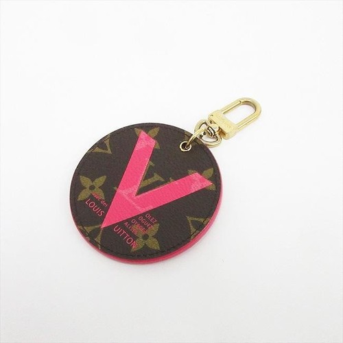 Auth LOUIS VUITTON Monogram Illustré V Pink M67220 Accessories Made in Spain