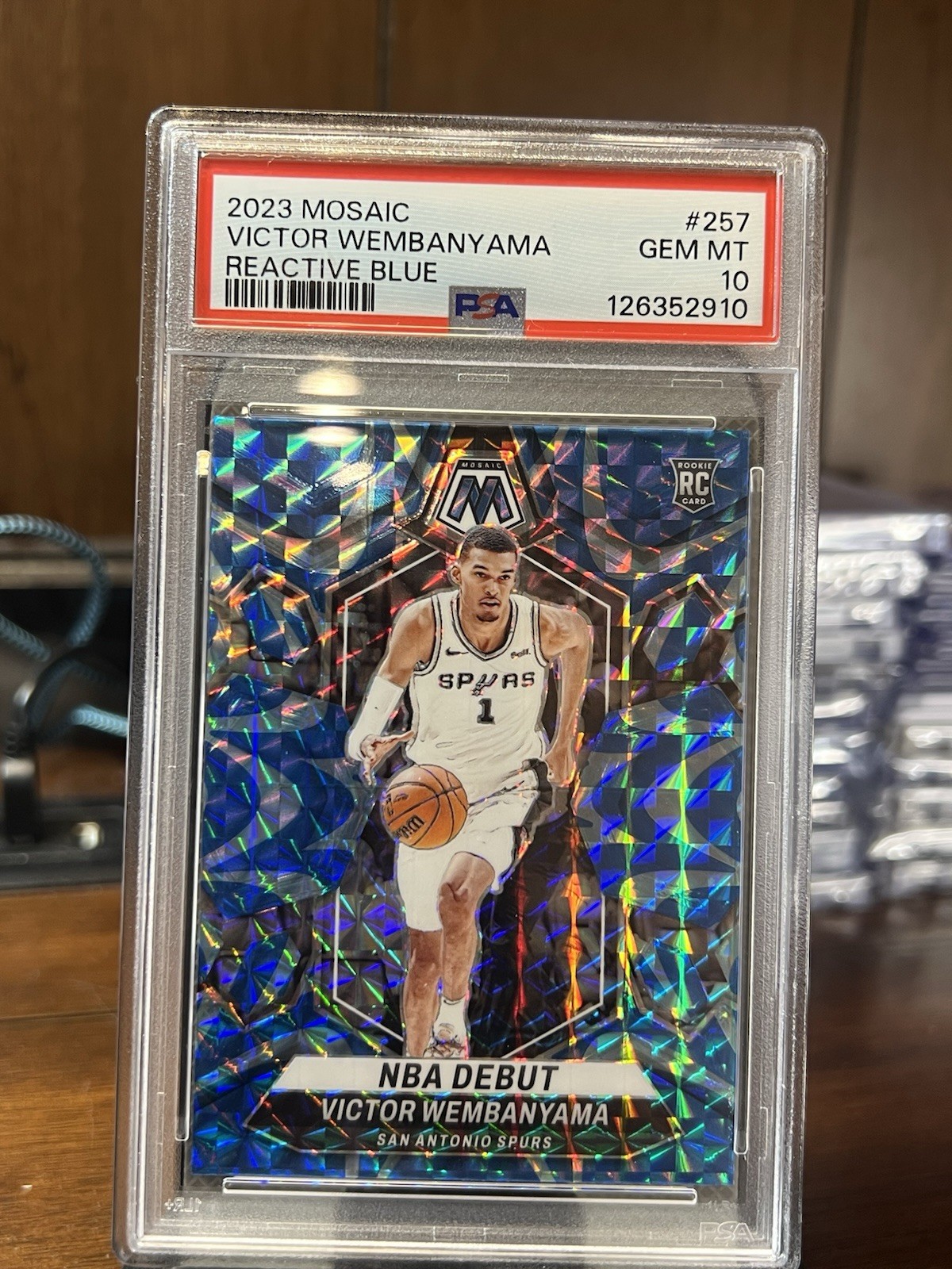 2023 PANINI MOSAIC REACTIVE BLUE #257 VICTOR WEMBANYAMA PSA 10