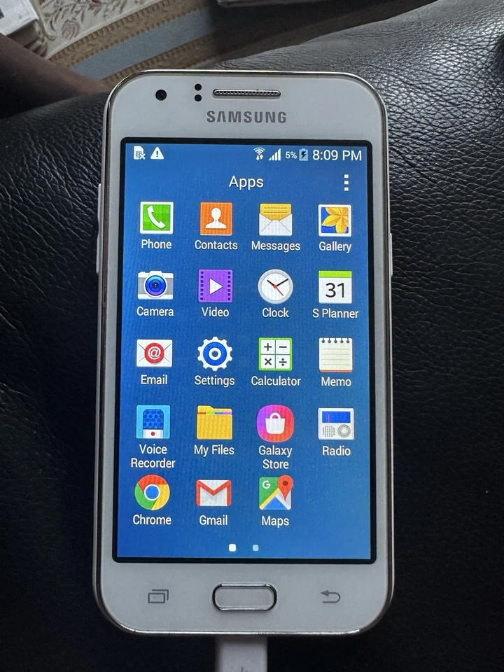 Samsung Galaxy J SM-J100H - 4GB - White (Unlocked) Smartphone, photo 3 of 3