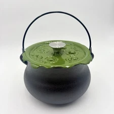 Smith & Clark 4QT Cast Iron Cauldron Witches Brew Bubbling Lid Green Halloween