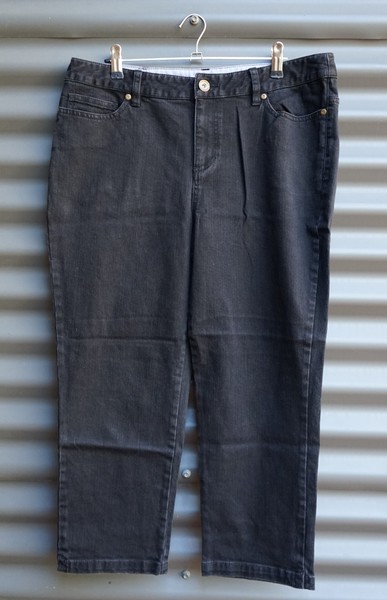 Sportscraft Women’s Black Cropped Jeans Label Size 13