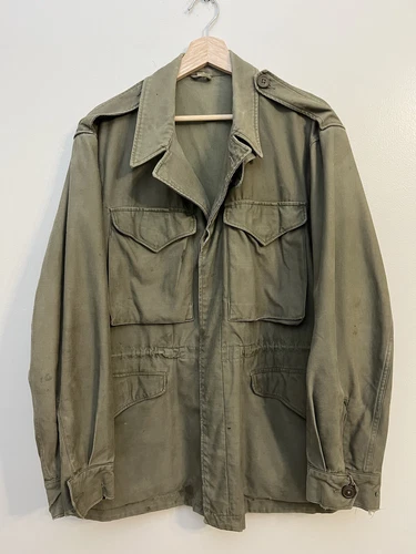 VINTAGE Original Military WWII US ARMY M-1943 FIELD JACKET, SIZE 38R With Hood