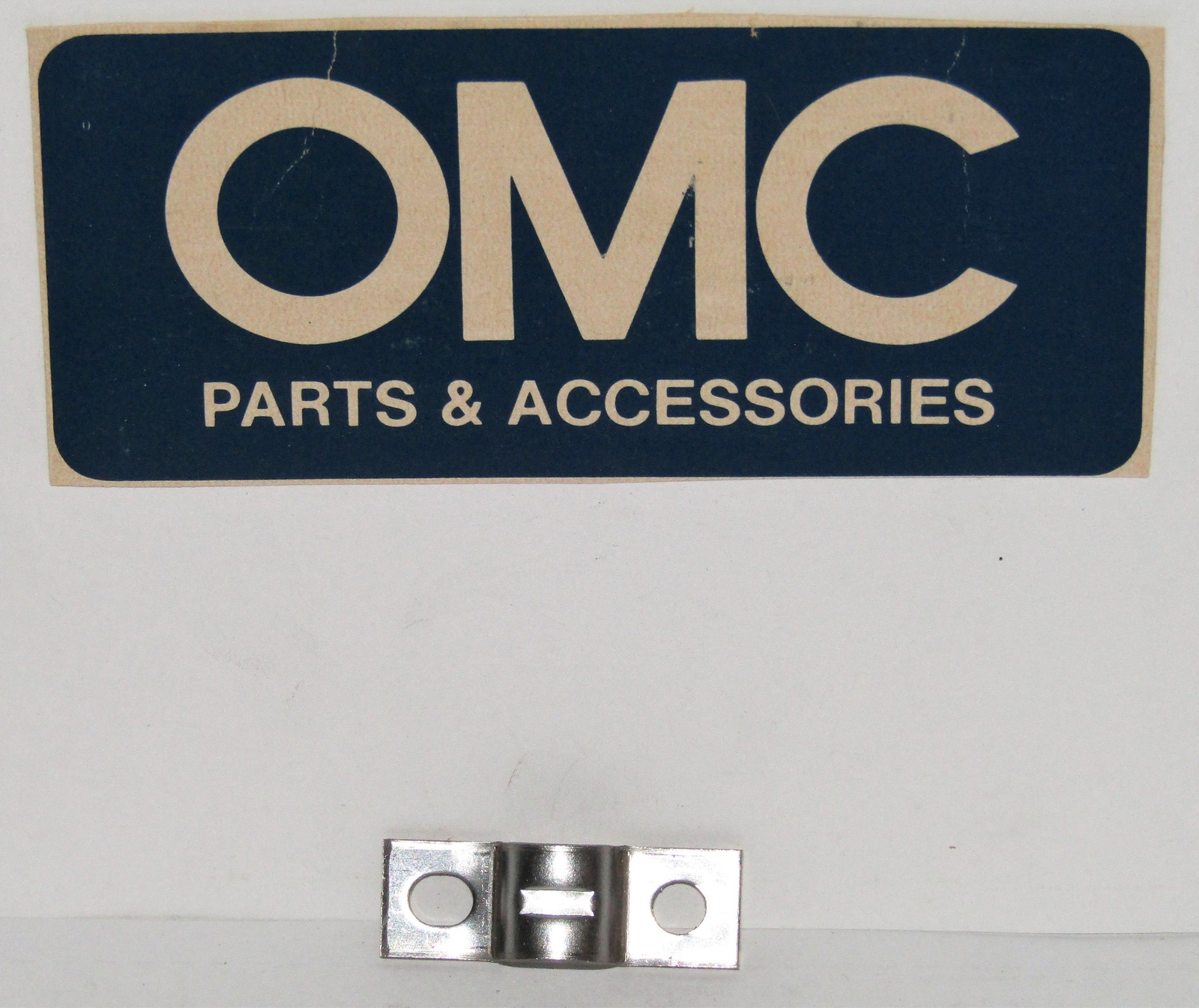 NEW OMC OUTBOARD MARINE CORP BOAT STEERING CABLE CLAMP PART NO. 319668