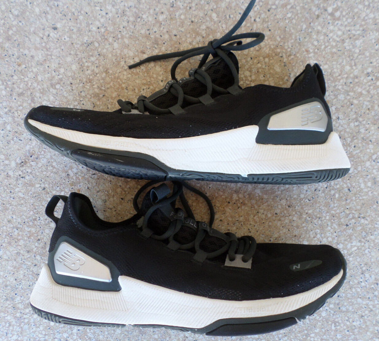 SAOLA Scarpe da corsa New Balance Fuelcell 100 MXM100K2 nere. Uomo 12 D