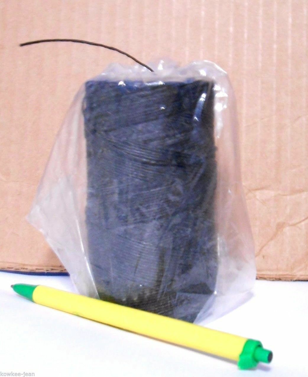 Waxed LINEN lacing cord 6-ply Black VICTOR thread: rug braiding