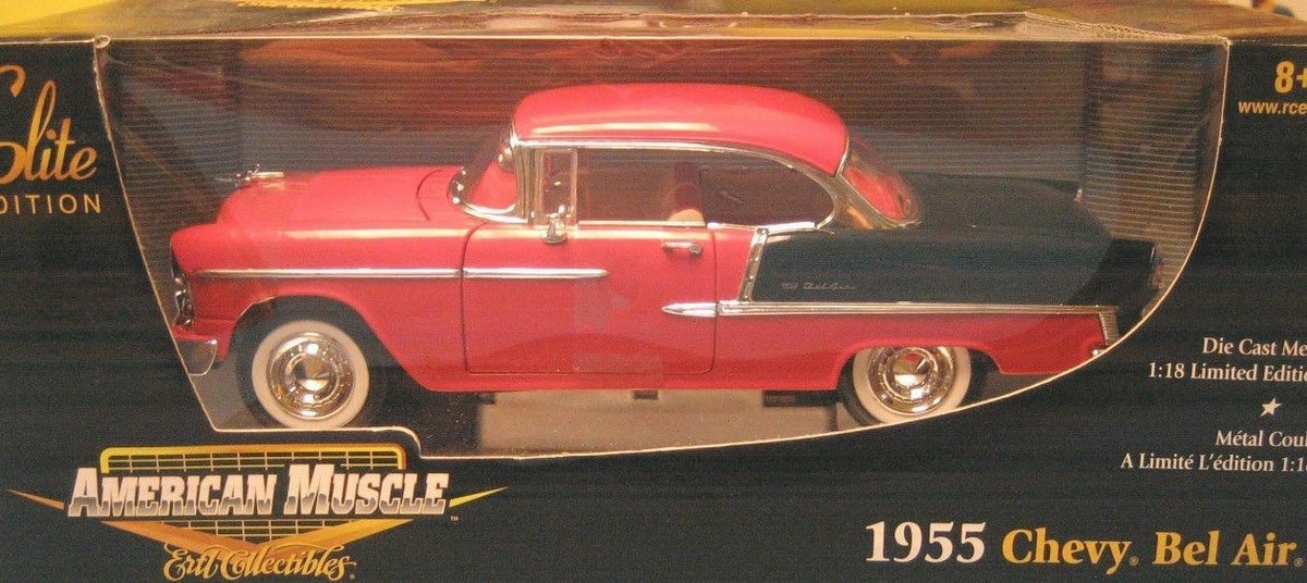 1/18 ( IT ) 1955 Chevy Bel Air , red and black , in the box