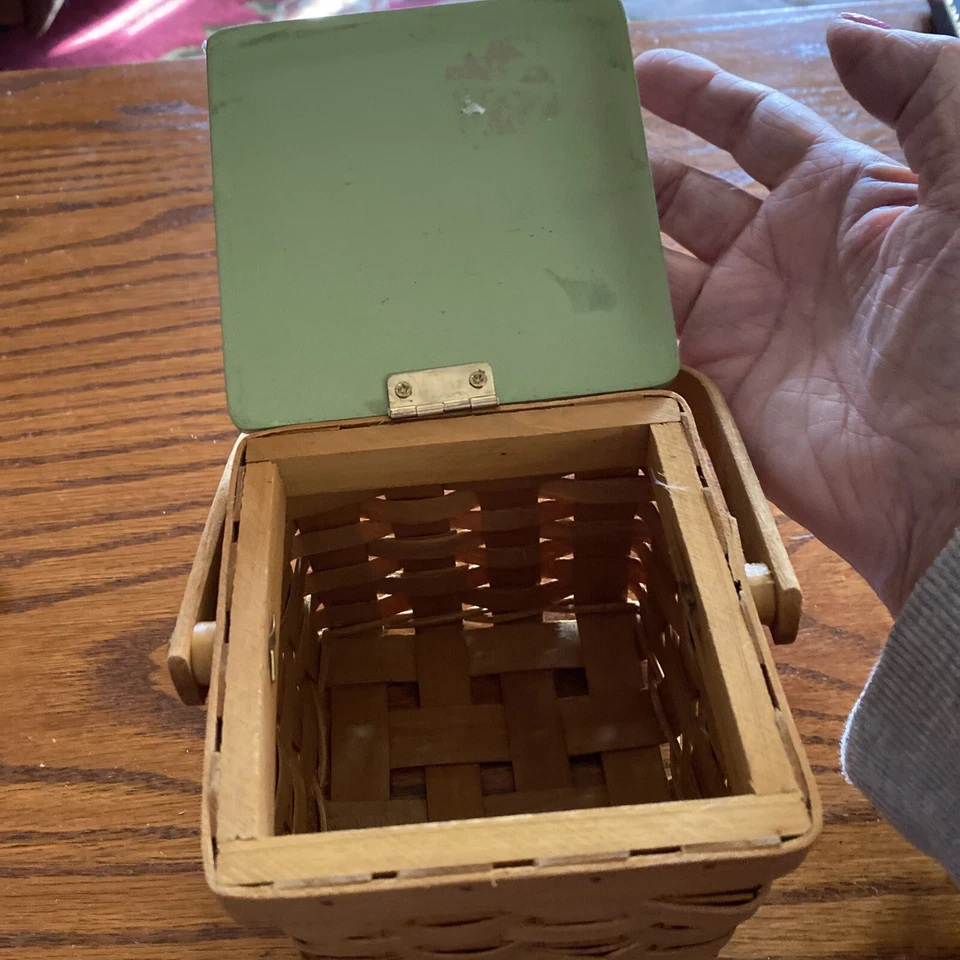 Christmas Wicker Basket “Merry And Magical” Santa Designed By Beth Yarbrough - Image 3 of 4