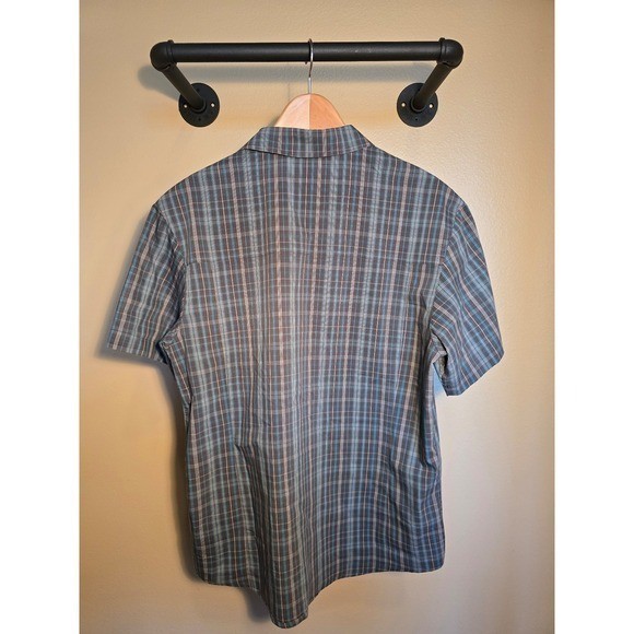 ARC'TERYX Size L Peakline plaid gray and blue short sleeve lightweight shirt thumbnail 2