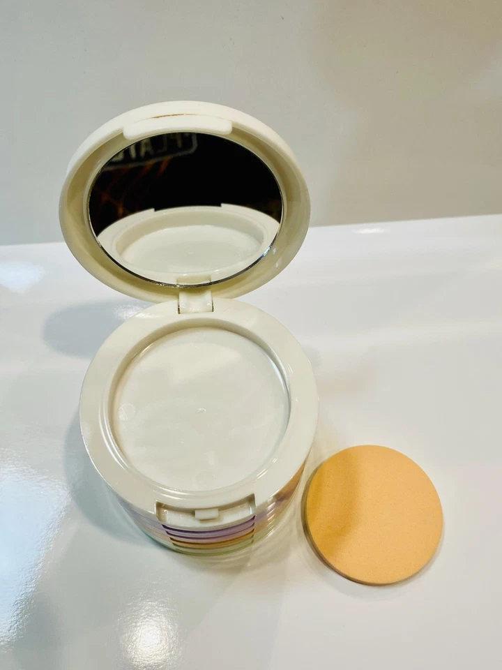 NEW RARE SOLD OUT ELLEN TRACY COLOR CORRECTING CONCEALER STACK 1.14 OZ - Image 2 of 4