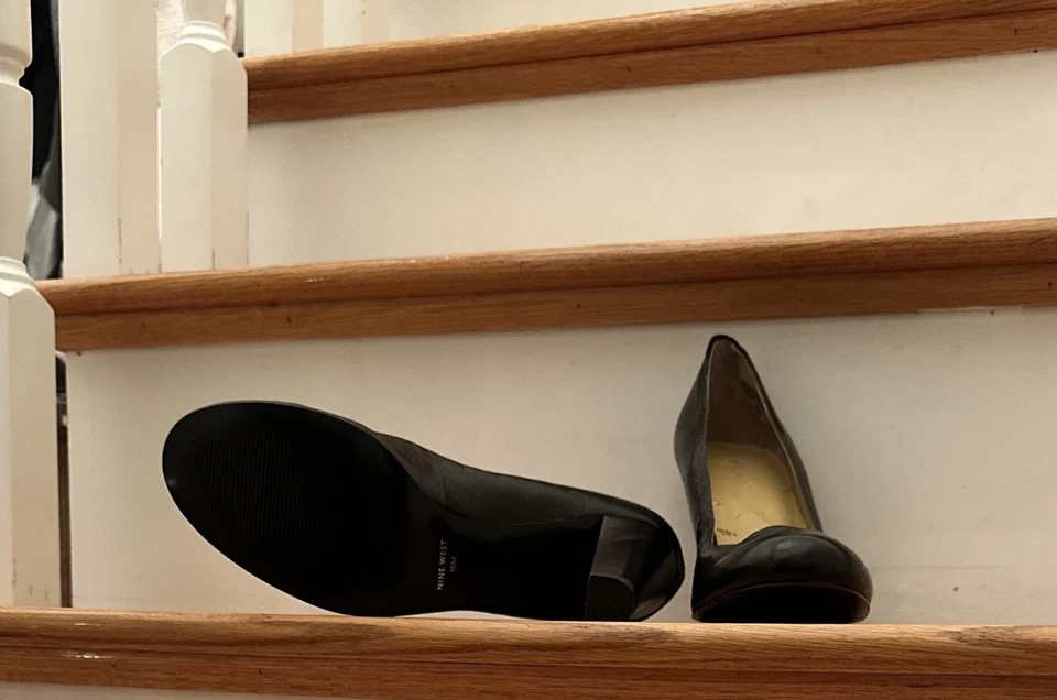 Nine West 黑色 3 英寸高跟鞋 10 码 - 从未磨损 — 第 4/4 张图片