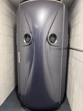 Commercial Stand-Up Vertical Sunbed Tanning Booth Solarium