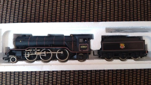 Bachmann 31-553 V2 60807BR Black British Railways On Tender Class 2-6-2 Loco