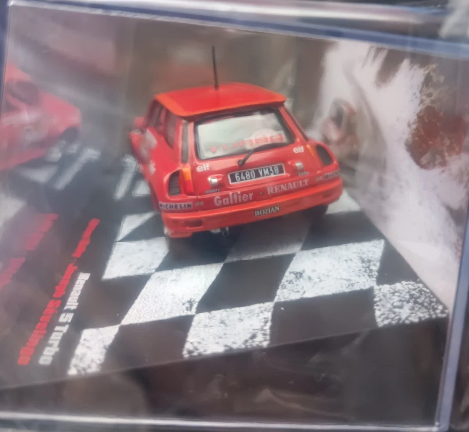 RENAULT 8 TURBO RALLYE LYON-CHARBONNIÈRES 1981 LE LEGGENDE DEI RALLY N.#18 1:43 - Immagine 4 di 4