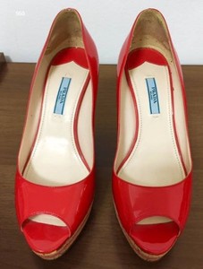 red wedges closed toe