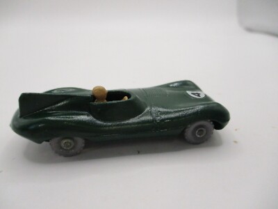VINTAGE LESNEY MATCHBOX #41B V-1 JAGUAR D (LRG) GPW RESTORED NEAR