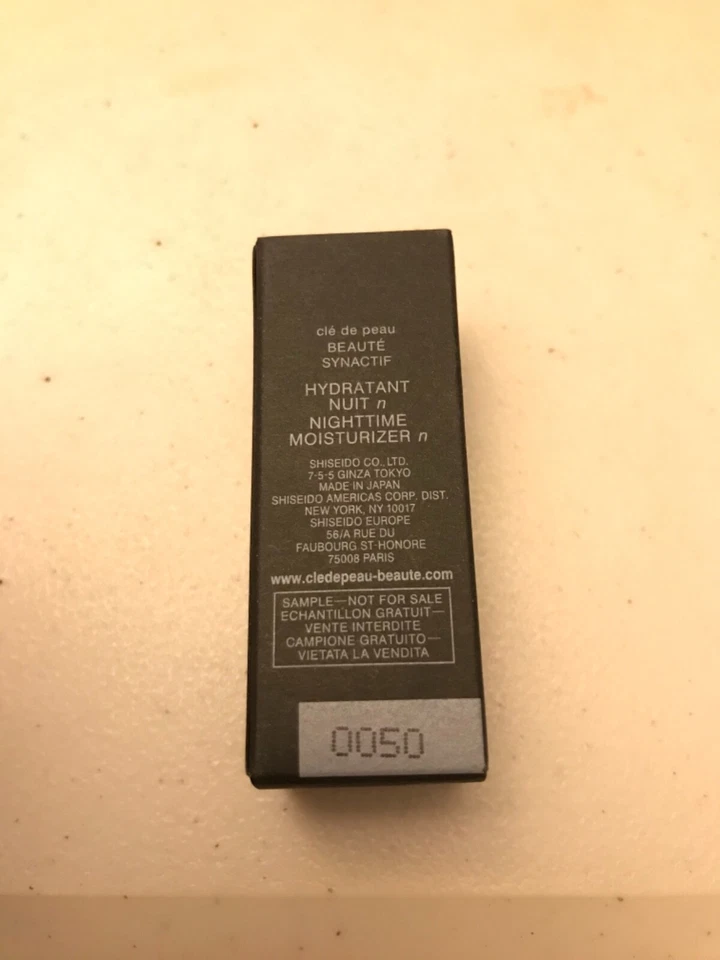 Cle de peau SYNACTIF HIDRATANTE NOTURNO amostra 3ml - Imagem 3 de 4
