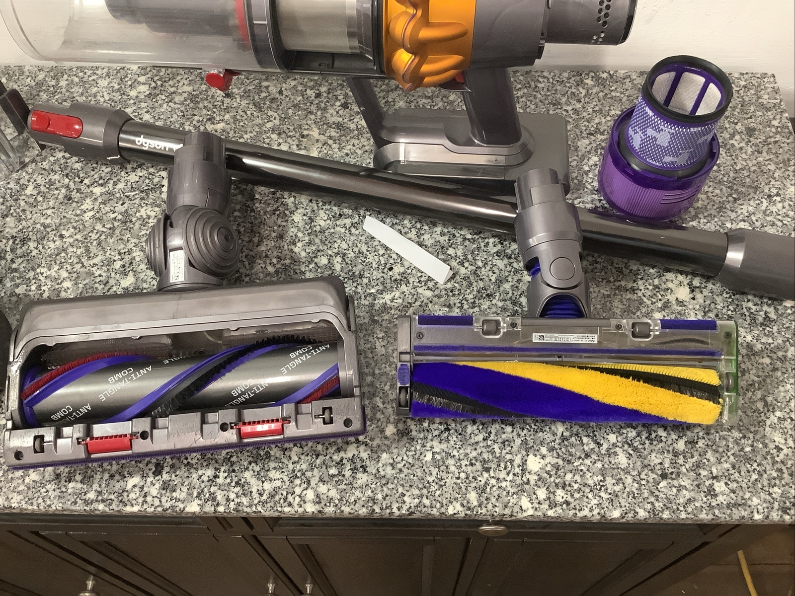 Dyson V15 Detect Cordless Stick Vacuum Cleaner Yellow/Nickel eBay