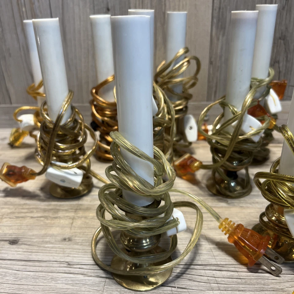 Lote De Colección De 11 Lámparas Velas Eléctricas Base Latón Macizo Enchufable Foto 3 de 4