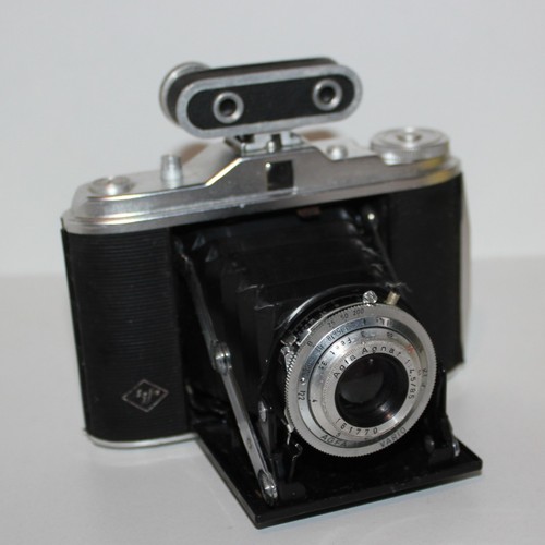 Ancien Appareil Photo Agfa Isolette I À soufflet. vintage