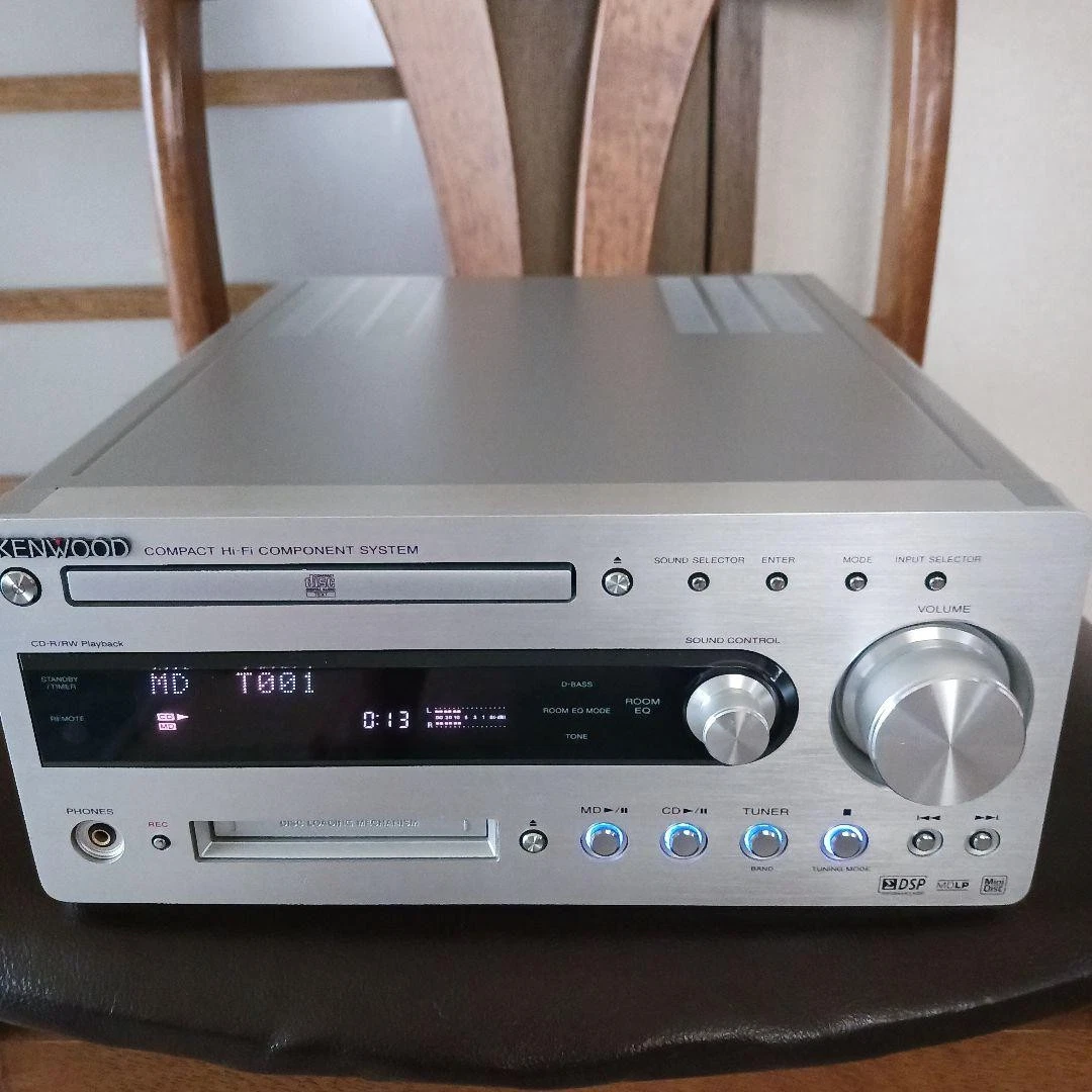 Kenwood 50100312 R-k700 Receiver / CD Amplifier 10181 for