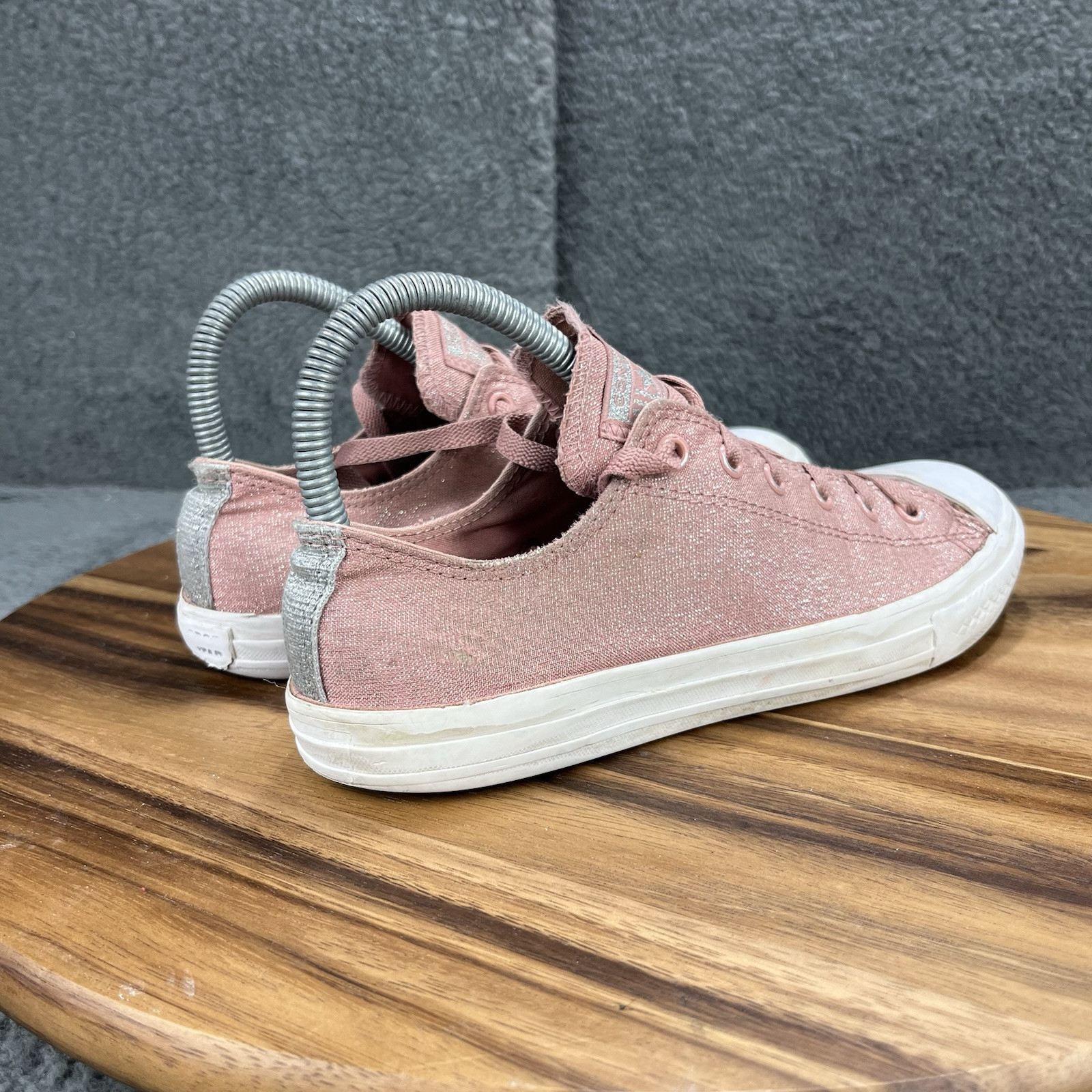 Converse Chuck Taylor All Star Junior Low Top Sneakers Pink Glitter Size 5 thumbnail 3
