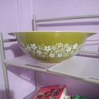 Vintage Green Pyrex Spring Blossom 444 Crazy Daisy Cinderella Mixing Bowl 4 Qt