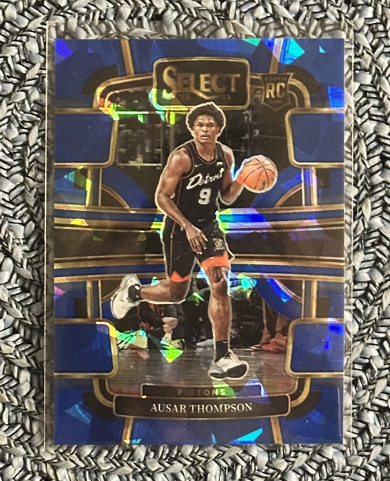 2023-24 Panini Select #95 Ausar Thompson (RC) Blue Cracked Ice Prizm