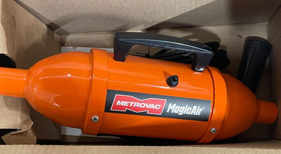 Metrovac Magic Air Electric Inflator/Deflator