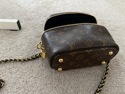 Make Up / Bucket Bag