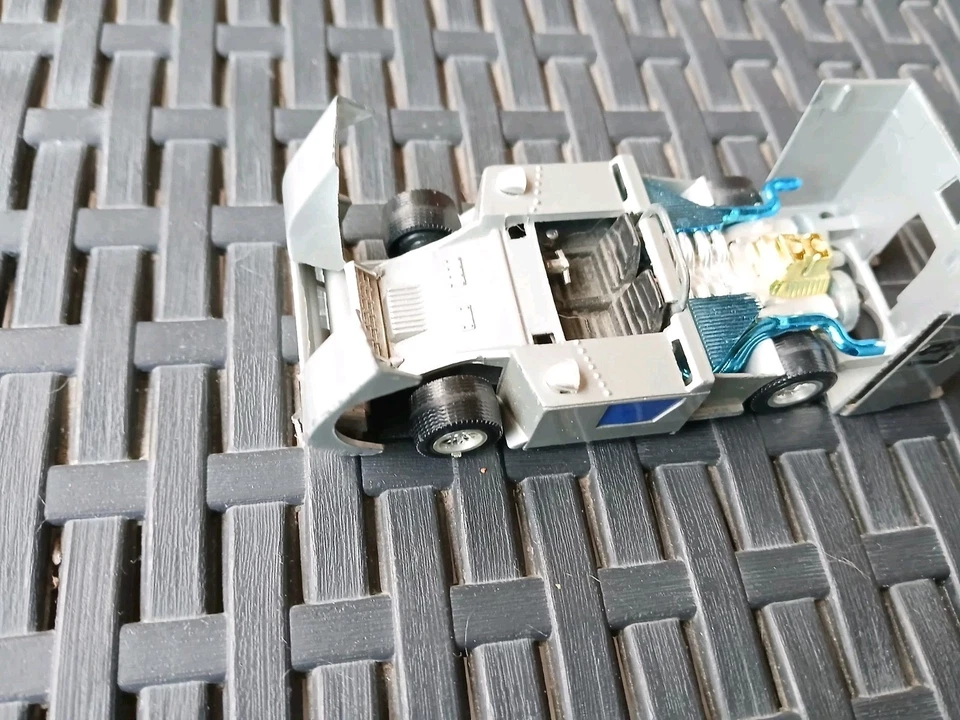 CHAPARRAL 2J MEBETOYS 1/43 ARGENTO - Immagine 3 di 4