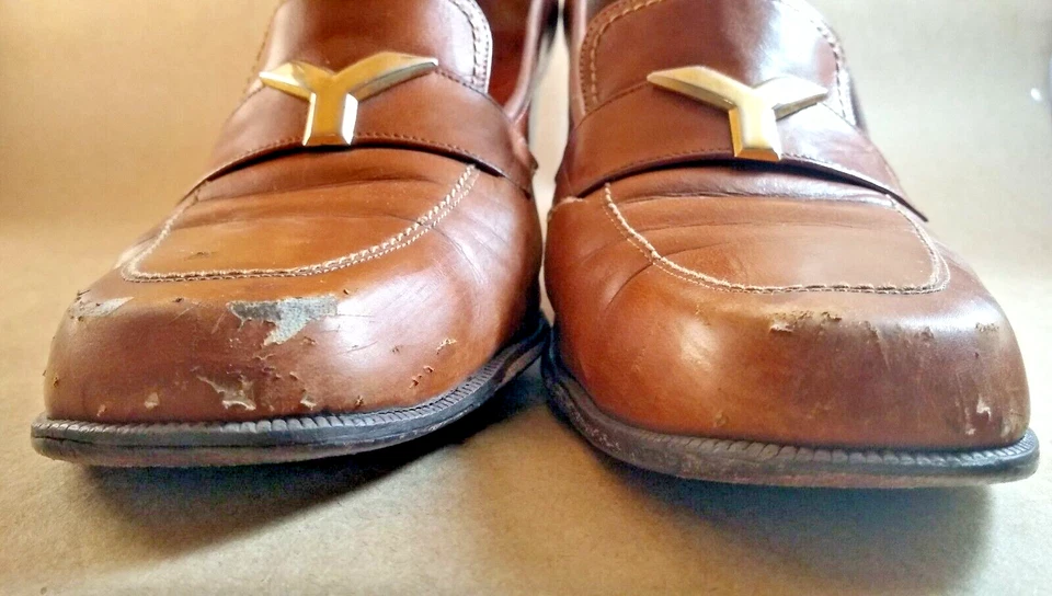 Chaussures Yves Saint Laurent Paris YSL Y Buckle Stack Heels 9 1/2 AAA with BOX! - Image 3 of 4