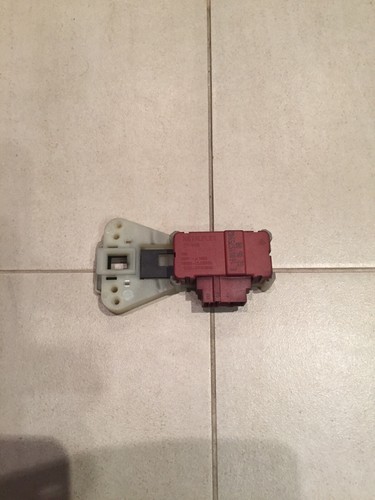 Indesit Waschmaschine Türschloss