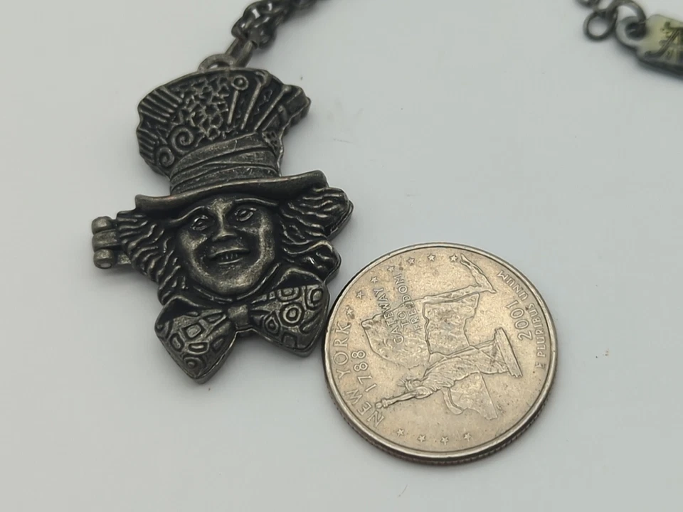 Collar de cadena vintage Disney Alicia en el país de las maravillas medallón Hetter FE426 Foto 4 de 4