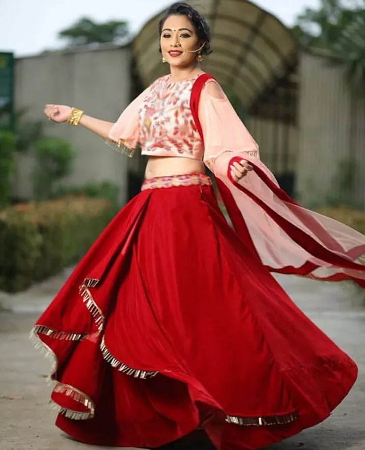 Festival Fashion : Shop Festival Dresses | Indian Ethnic Wear | Online  Festive Occassion Clothes-Cbazaar