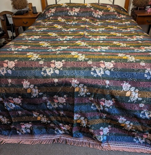 Gorgeous reversible vintage floral double/queen fringed bedspread 60s 70s as new - Picture 6 of 10