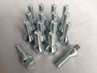16 x Extended Alloy Wheel Bolts M12 x 1.5 30mm Thread, 17 Hex