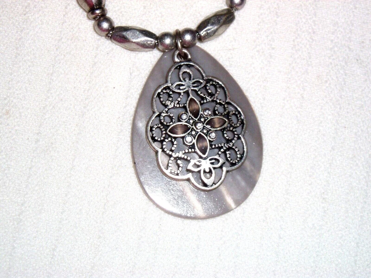 Lia sophia pendant necklace sale
