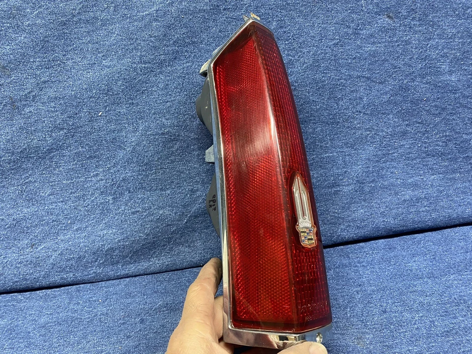 1989 1990 1991 Cadillac Eldorado Right Side Tail Light Lamp - Image 2 of 4