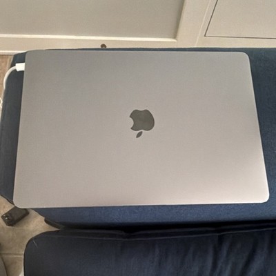 Apple MacBook Air 13'' Silver intel i5  8GB RAM 128GB SSD macOS Monterey 