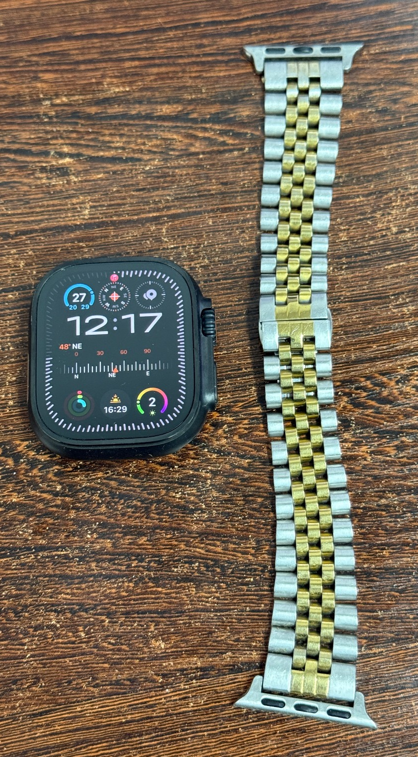 Apple Watch Ultra 2 49mm - Black Titanium Case - 2 Bands - 100% Batt Health-image