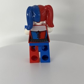 Lego Harley Quinn red blue outfit Batman minifigure 76053 Gotham City chase