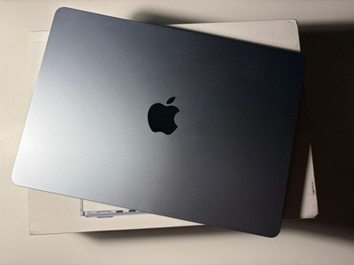 Apple MacBook Air 13'' (2025) M4 8-Core GPU - Himmelblau 256 GB SSD 16 GB QWERTY