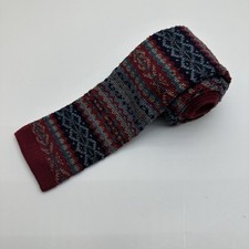 Tango Square End Men’s Tie Red Geometric Made In USA 2 3/4 x 55 T11