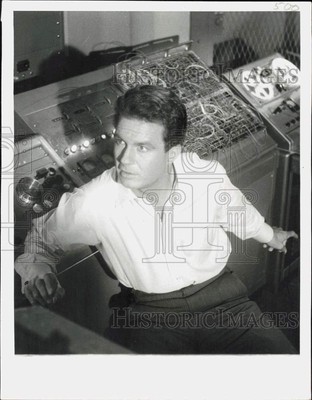 1963 Press Photo Leslie Stevens, movie producer - lra75184