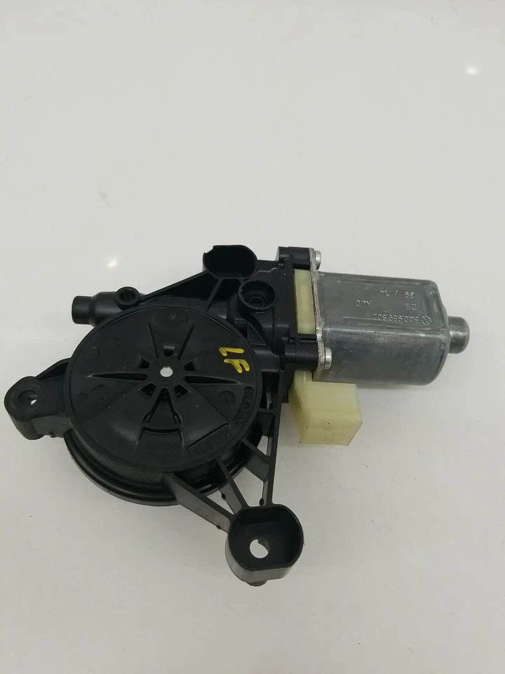 2015 Volkswagen Golf передний правый пассажирский мотор стеклоподъемника 5Q0959802B оригинальный - Изображение 4 из 4