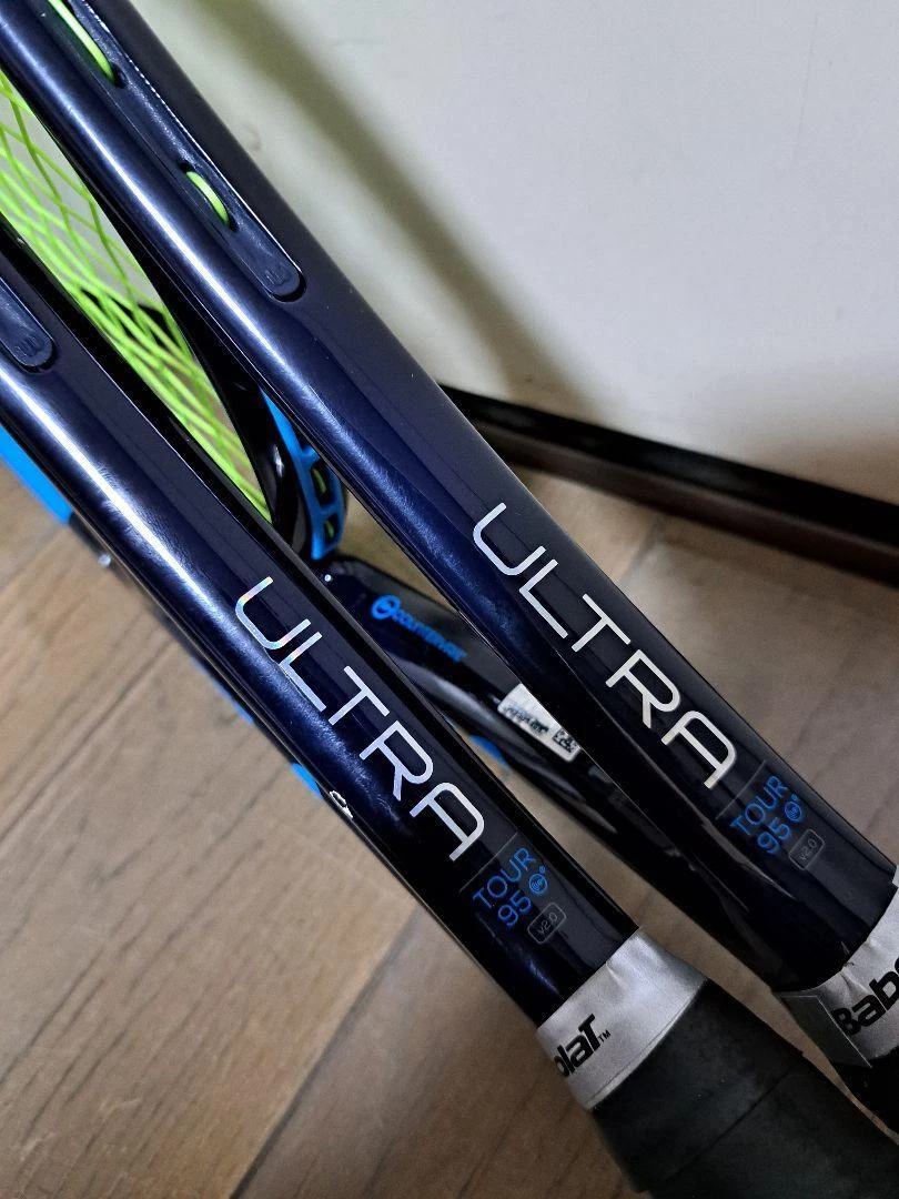 最新作売れ筋が満載 ultra Wilson tour V2.0 WR000711 CV 95 ラケット