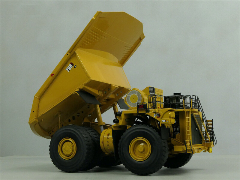 お値下げ【CAT】Caterpillar Mura-Semi Truck #1 CAT