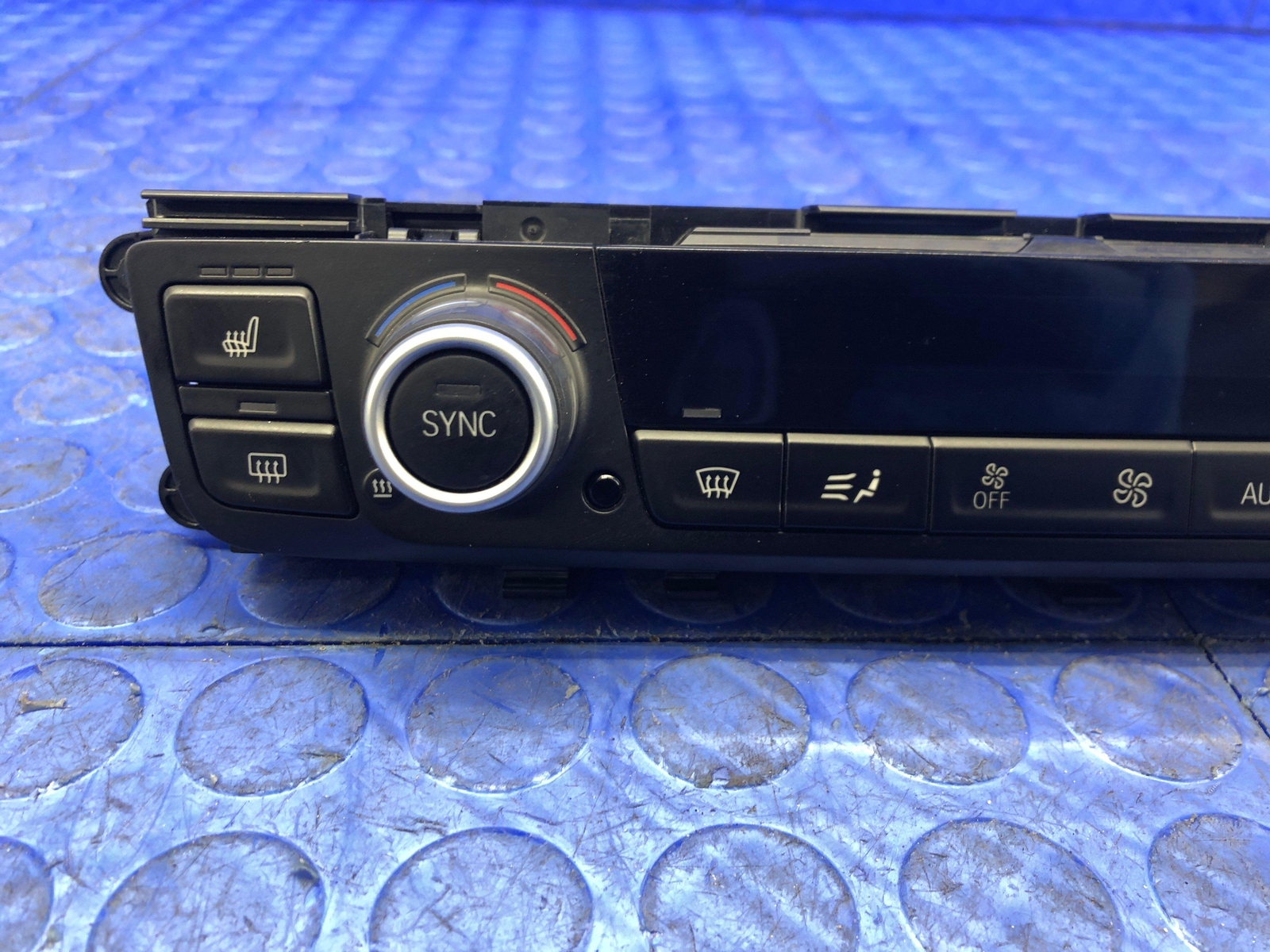 2014 2015 2016 2017 BMW I8 OEM CENTER DASH CLIMATE CONTROL PANEL 64119361799